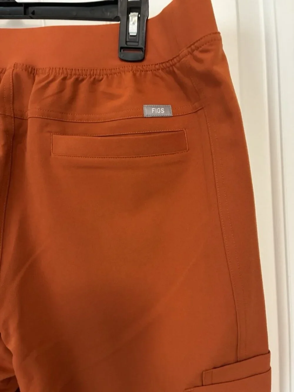 Figs Axim Cargo Scrub Pants In Rust Size LS 34” x 28”